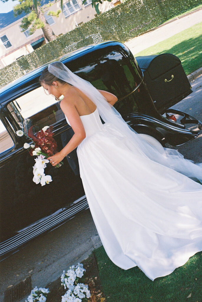 Emma Hawkins Sunnyside Estate 35mm Film Wedding Photography