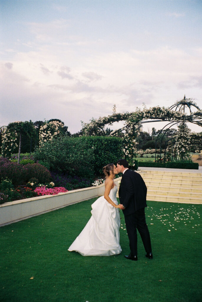 Emma Hawkins Sunnyside Estate 35mm Film Wedding Photography