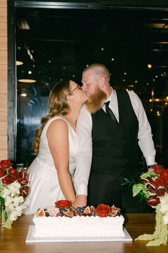 Emma Hawkins Inglewood Estate Wedding Photographer 