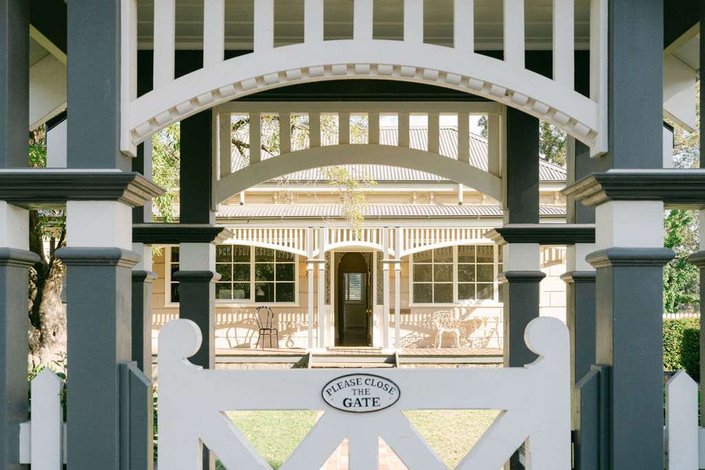 Emma Hawkins Inglewood Estate Wedding Photographer 