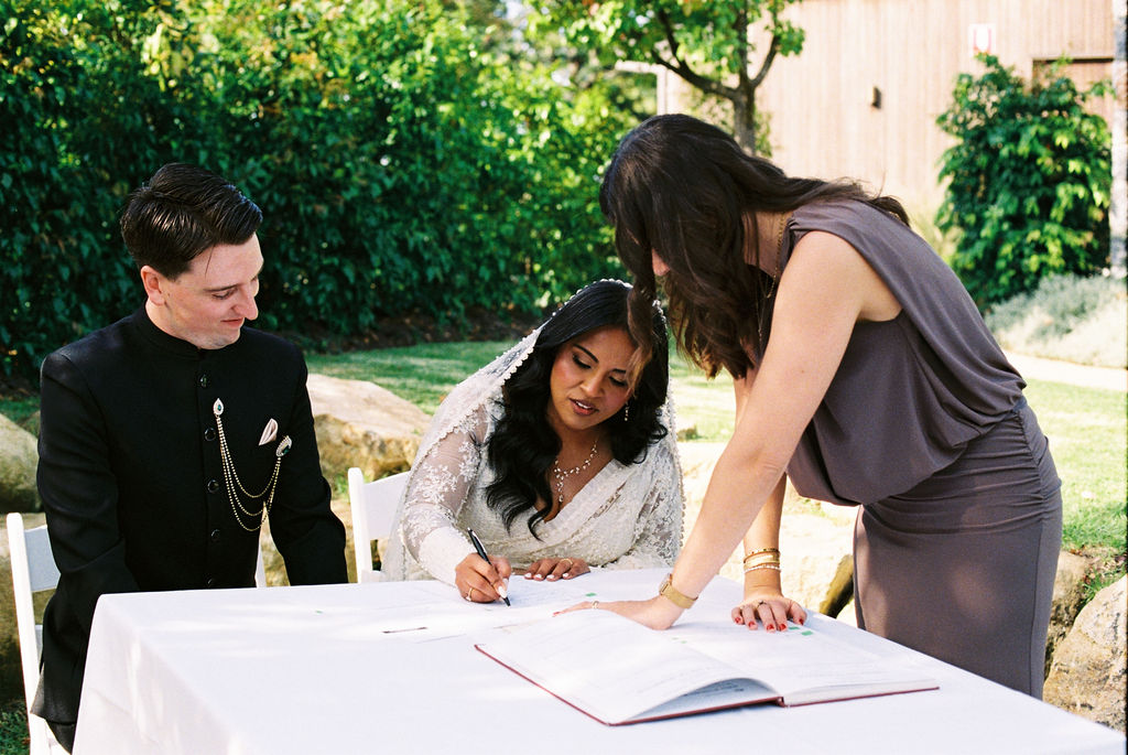 Emma Hawkins Boat O’Craigo Yarra Valley Wedding Photographer